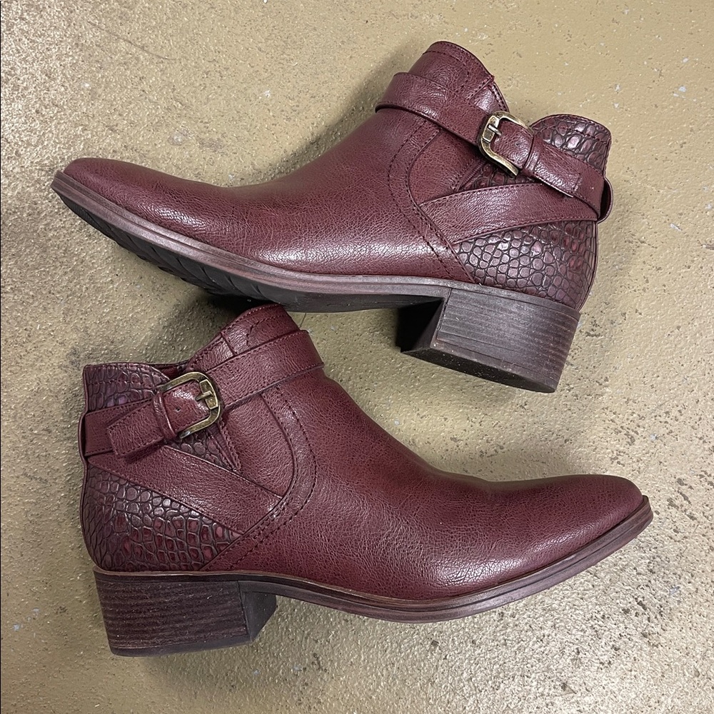 BearTraps Burgundy Maci Ankle Boots Size 10